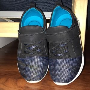 Sole Play Sneakers - Size 8 Toddler